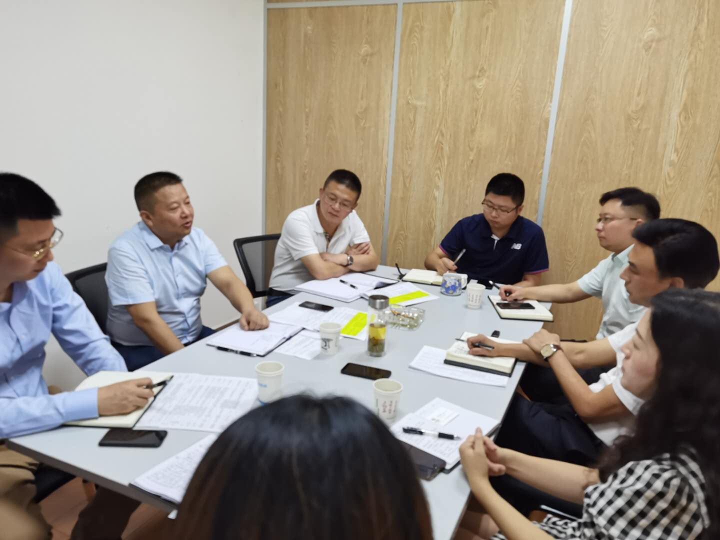 1600918805318478.jpg 7月29日招引攻堅(jiān)專題會(huì).jpg